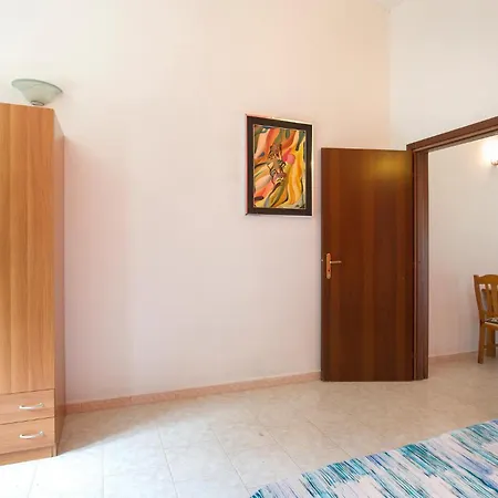 Nice In Zambrone With Kitchen
